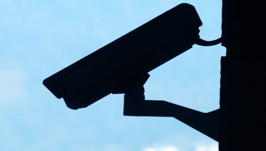 Videosorveglianza e rapporto di lavoro, l’accordo scritto con i dipendenti non basta