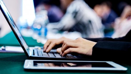 DAD, si può obbligare gli studenti a tenere la webcam accesa?