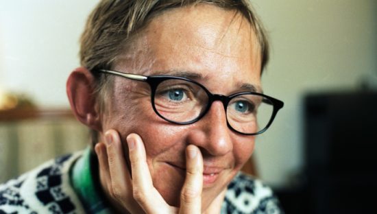 Smartphone in classe, Susanna Tamaro ‘Una follia’